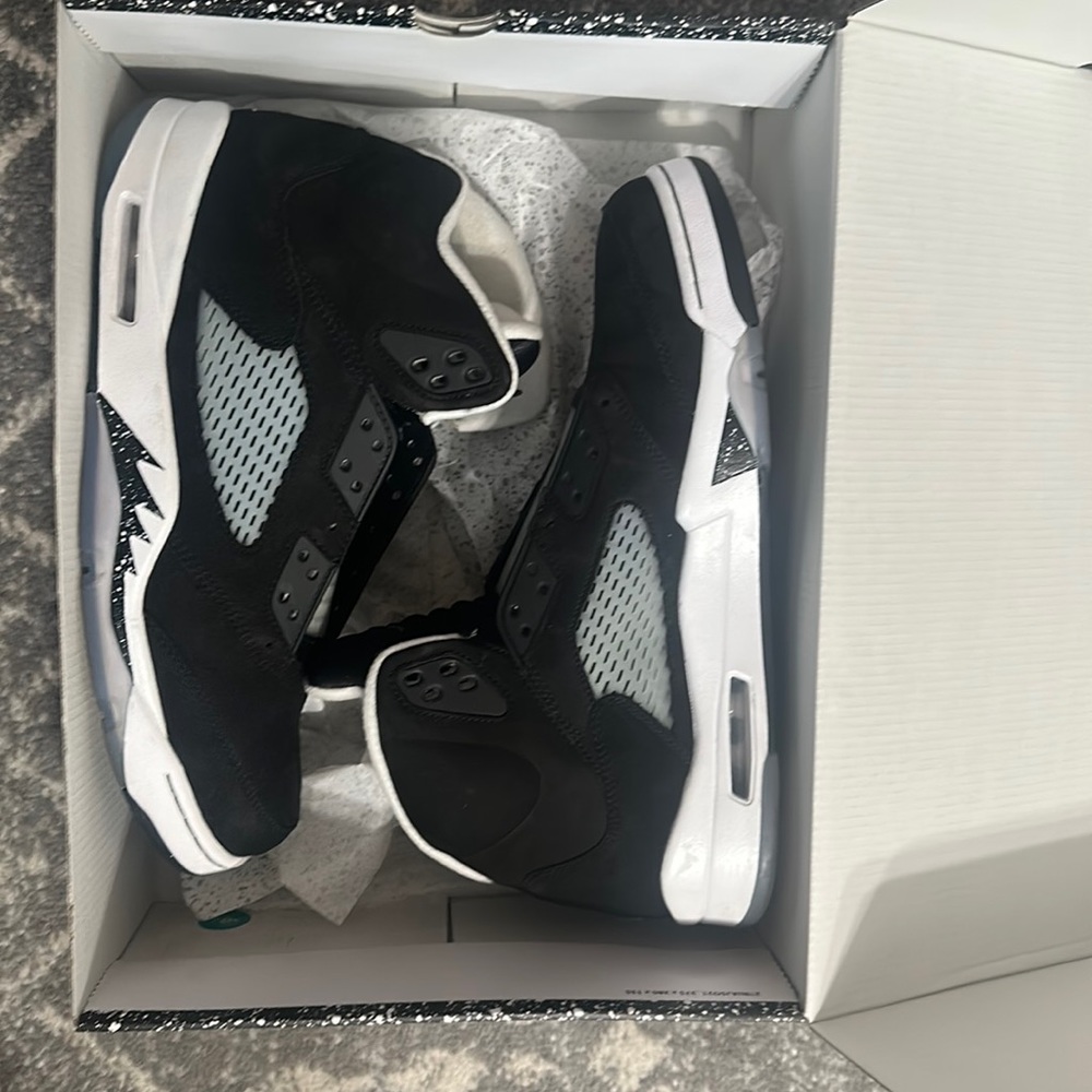 Jordan 5 moonlight size 13 used og all